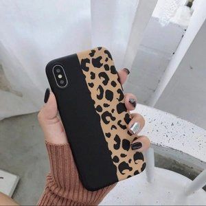 iPhone X XS Black Leopard Case Cover